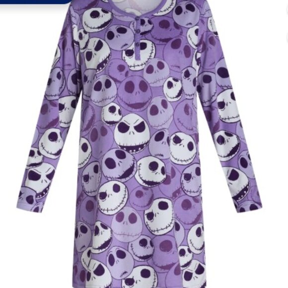 Nightmare Before Christmas Sleep shirt and matching socks - NEW - Picture 1 of 9